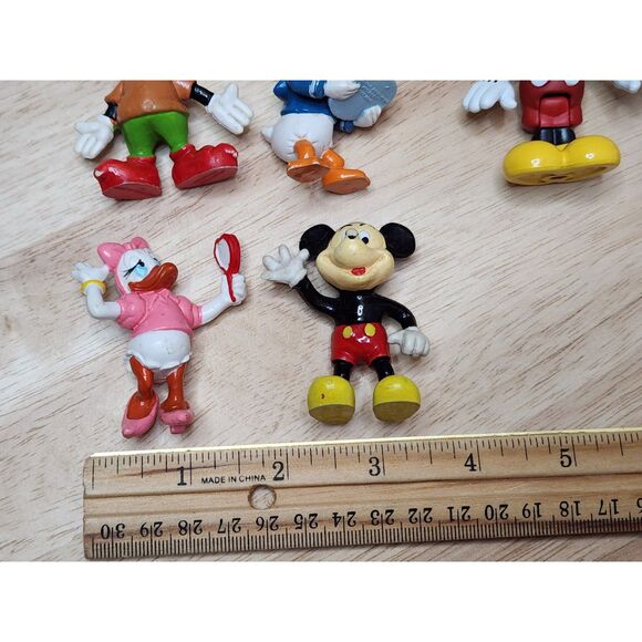 Disney Mickey Mouse & Friends Mini Figurines – Toy Bundle – Classic Characters - Picture 5 of 6